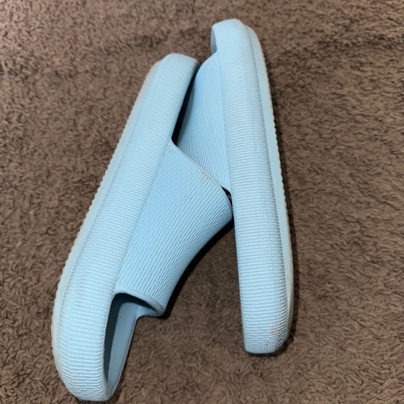 Slides - Picture 3 of 5